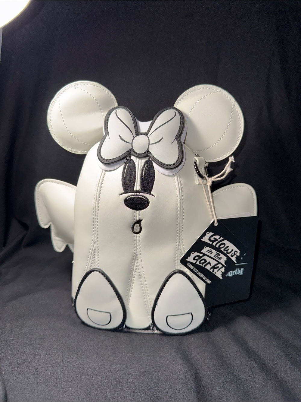 White Minnie Mouse Bow Accent Crossbody Bag
